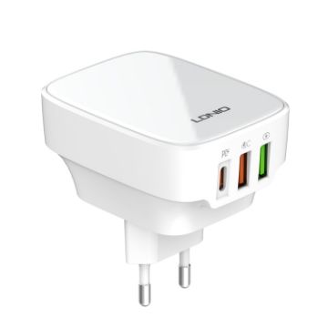 LDNIO Q334 32W Type-C + Dual USB Charger + 1m Data Cable EU Plug - 1