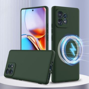 Motorola Edge 40 Pro 5G Magsafe Silicone Case - Dark Green - 1