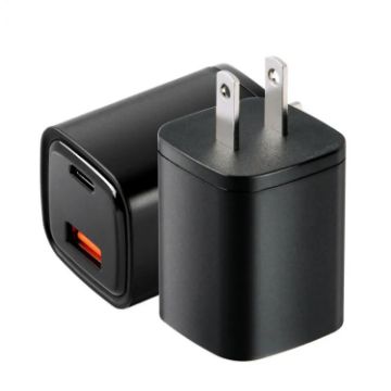 CYKE K02 30W PD+QC3.0 Fast Charger with Digital Display - US Plug, Black - 1